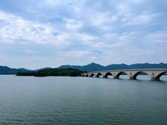 -四明湖