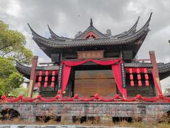 -鲁镇