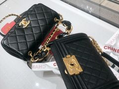 -CHANEL(恒隆广场店)
