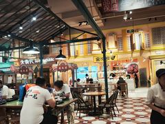 -大食代美食广场(上海中心店)