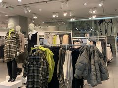 -H&M(鹏欣水游城店)
