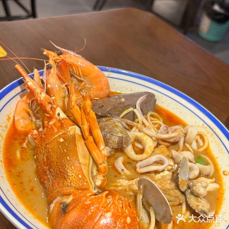 吃了这碗龙虾沙茶面，我竟然……