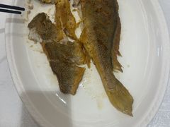 -龙悦湾酒家·八阵鱼生·渔人码头店
