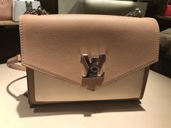 -乐蓬马歇百货公司(Rive Gauche)