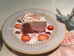 -半秋山西餐厅(襄阳万达店)