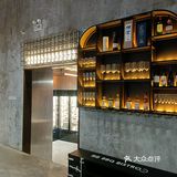 食物出现在口腔里，就像爱情出现在青春里
