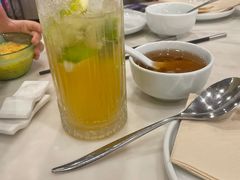 -港丽餐厅(正大店)