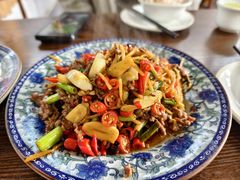 酸竹笋牛肉-迎懿餐厅