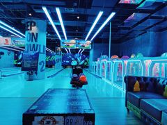-世代星球·保龄球·镭战真人CS·团建(杨浦店)