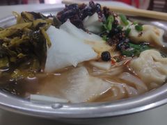 -肥佬良扣肉粉面店(梧州总店)