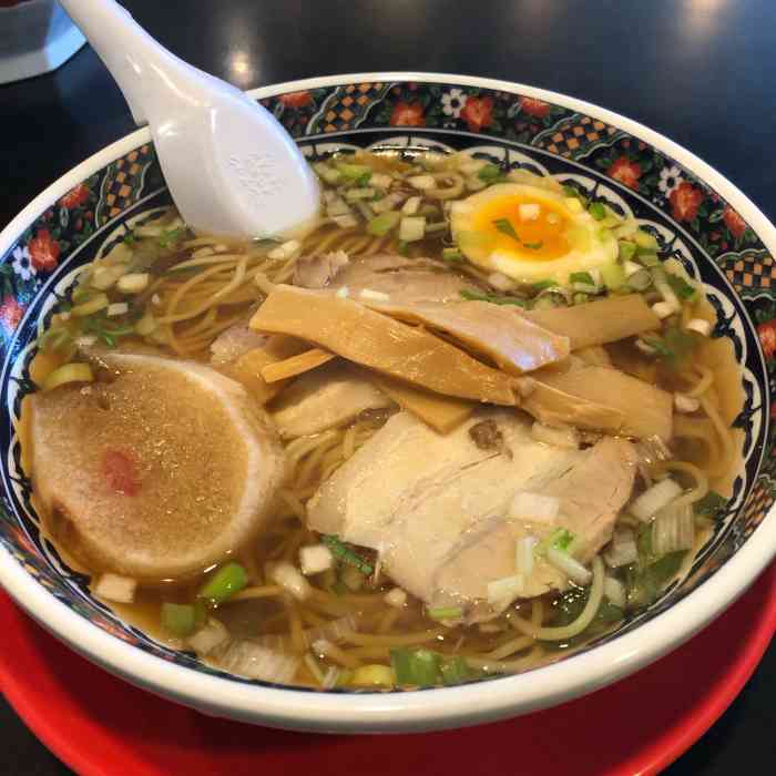 函馆麺厨房ajisai(本店)-"从五棱郭塔看完夜景后下来正好看到一家拉面