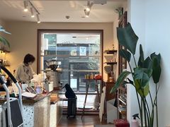 -Line 咖啡(石厦花园店)