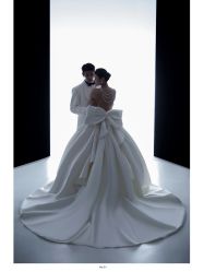 -至臻微拉婚纱摄影