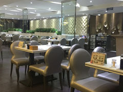 -圣河湾虾饺美食(站前店)