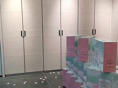 -索菲亚全屋定制衣柜橱柜家具(金源居然之家世纪购物中心店)