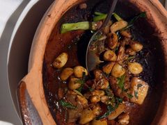 -八府香鸭·啫啫煲(华山路店)