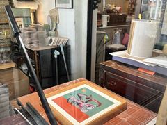 -邊城書店