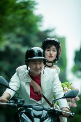 -雪中彩影婚纱摄影·微光艺术中心