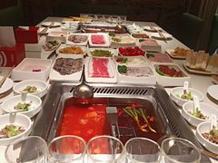 -海底捞火锅鲜切牛肉主题店(长寿路店)