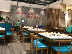 大堂-小牛叔鲜切牛肉·火锅·烤肉自助(公济桥路店)