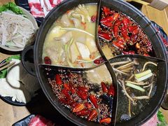 -白乐天毛肚火锅馆(南滨路店)