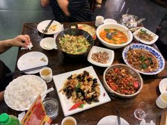 -鸿兴楼酒家(阜阳路店)