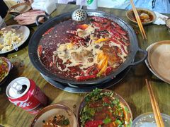 -黄潇洒老火锅(九眼桥宏济巷店)