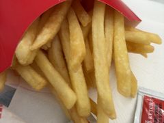 -麦当劳(上海虹桥站30B检票口楼上)