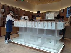 -银座仁志川·生吐司专门店(香港广场店)