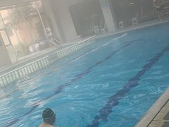 -伟博游泳健身