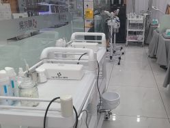 -靓芙泉专研痘痘肌