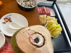 -老何家后安粉·糟粕醋海鲜火锅(三亚湾椰梦长廊店)