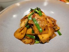 街边炒饵块-泓0871臻选云南菜·味庄