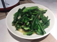 -湘西小馆(滨河路店)