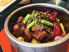 石锅花椒牛肉-洋房汤馆