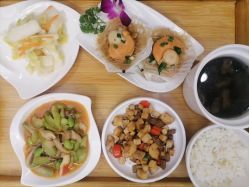 -卓玥国际月子会所(罗山路店)