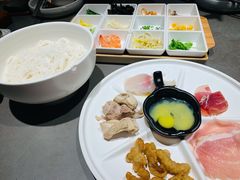 云南过桥米线-云海肴·汽锅鸡·云南菜(高德置地店)