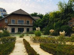 -吴淞炮台湾湿地森林公园烧烤区