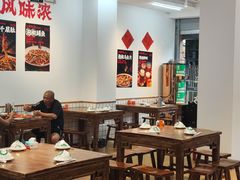 -佬缸炮江湖川菜(玉林店)