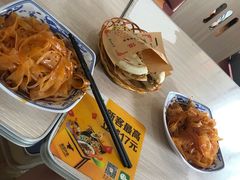 肉夹馍-晓峰手工擀面皮(新民街总店)