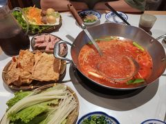 -王奋斗贵州酸汤牛肉火锅