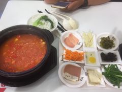 番茄味过桥米线-在蒙自过桥米线