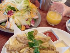 -WOLFGANG PUCK KITCHEN & BAR(迪士尼小镇店)