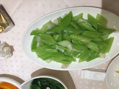 西芹百合炒白果-顺风海鲜港(长寿路店)