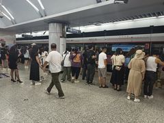 -铁西广场(地铁站)