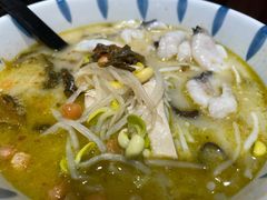 老坛酸菜鱼米线-阿香米线(宁波来福士广场店)