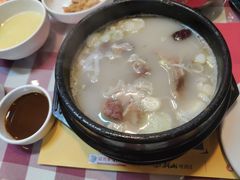 -益百岁牛尾汤(香山路店)