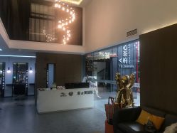 -诗悦发型烫染SALON