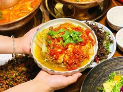 -雀舞云南菜(天津天河城购物中心店)