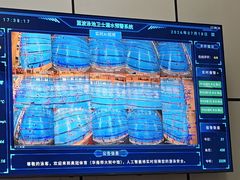 -奥冠体育华师附中恒温游泳馆